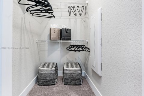 Apartment in Tamarac, Florida 2 bedrooms № 1955345 - photo 15