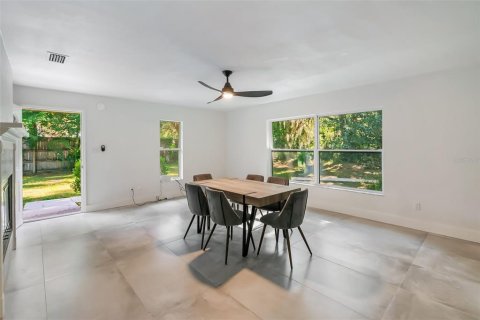 House in Gainesville, Florida 4 bedrooms, 199.55 sq.m. № 2105782 - photo 16