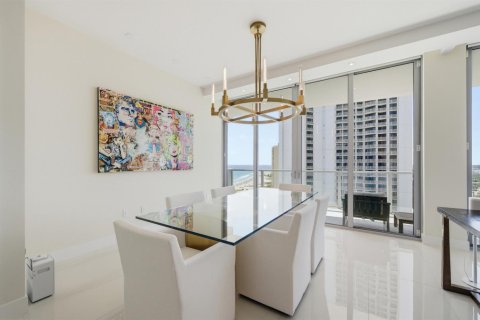 Condo in Riviera Beach, Florida, 2 bedrooms  № 2146343 - photo 12