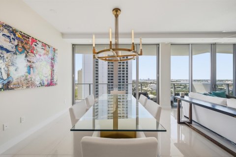 Condo in Riviera Beach, Florida, 2 bedrooms  № 2146343 - photo 13