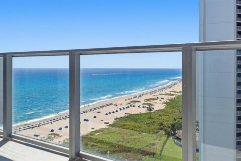 Condo in Riviera Beach, Florida, 2 bedrooms  № 2146343 - photo 26