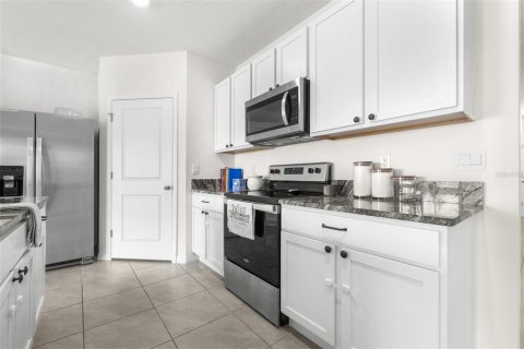 House in Wesley Chapel, Florida 4 bedrooms, 171.5 sq.m. № 1792220 - photo 7