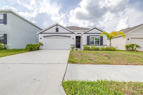 House in Wesley Chapel, Florida 4 bedrooms, 171.5 sq.m. № 1792220 - photo 1
