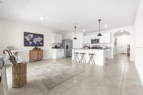 House in Wesley Chapel, Florida 4 bedrooms, 171.5 sq.m. № 1792220 - photo 6