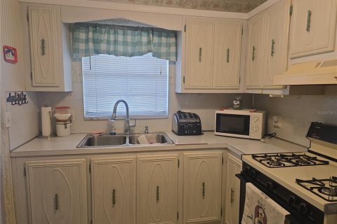 Condominio en venta en Saint Petersburg, Florida, 1 dormitorio, 71.07 m2 № 2258446 - foto 6