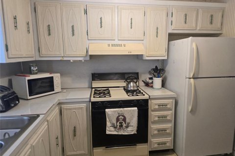 Condominio en venta en Saint Petersburg, Florida, 1 dormitorio, 71.07 m2 № 2258446 - foto 5