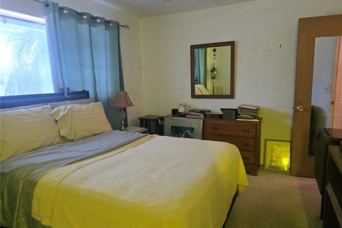 Condominio en venta en Saint Petersburg, Florida, 1 dormitorio, 71.07 m2 № 2258446 - foto 12
