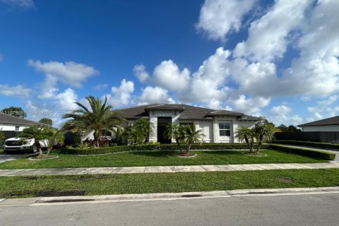Casa en Homestead, Florida 3 dormitorios, 246.56 m2 № 2043673