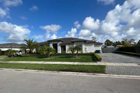 Casa en alquiler en Homestead, Florida, 3 dormitorios, 246.56 m2 № 2043673 - foto 2