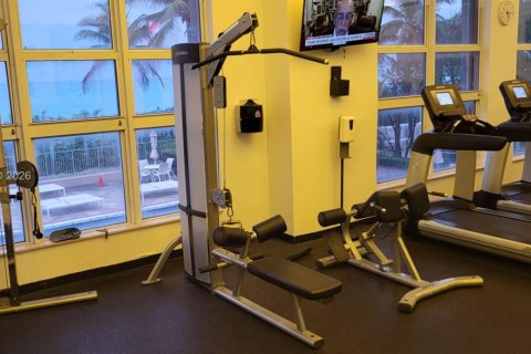 Copropriété à louer à Hallandale Beach, Floride: 3 chambres, 139.35 m2 № 2183948 - photo 24