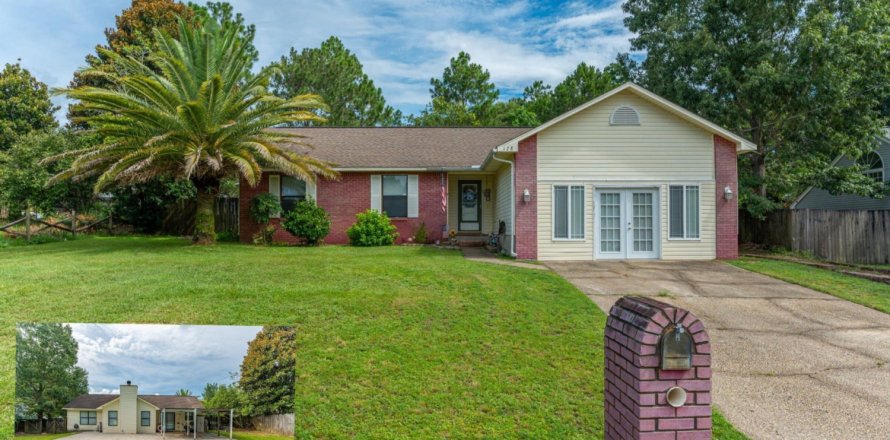 House in Crestview, Florida 3 bedrooms, 148.27 sq.m. № 558449