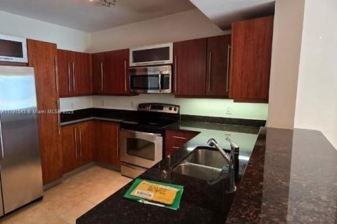 Copropriété à louer à Miami, Floride: 3 chambres, 139.17 m2 № 1862386 - photo 3