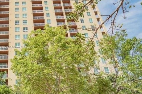 Copropriété à louer à Miami, Floride: 3 chambres, 139.17 m2 № 1862386 - photo 10