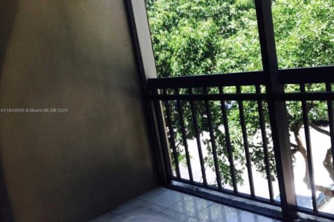 Apartment in Miami, Florida 1 bedroom, 73.11 sq.m. № 1958668 - photo 15