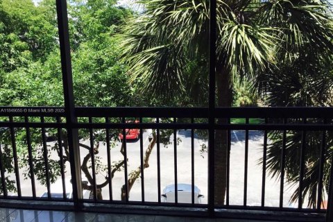 Apartment in Miami, Florida 1 bedroom, 73.11 sq.m. № 1958668 - photo 14