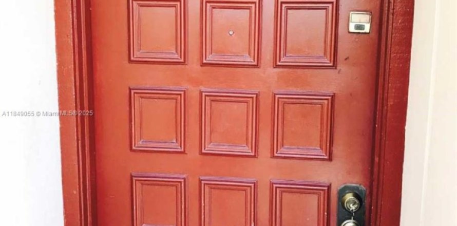 Apartment in Miami, Florida 1 bedroom, 73.11 sq.m. № 1958668