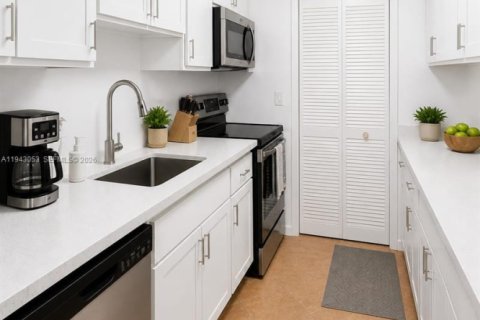 Copropriété à vendre à Weston, Floride: 2 chambres, 102.75 m2 № 2187038 - photo 7