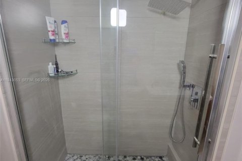 Copropriété à vendre à Weston, Floride: 2 chambres, 102.75 m2 № 2187038 - photo 4