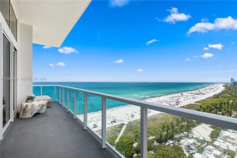 Снять в аренду кондоминиум в Майами-Бич, Флорида 4 спальни, 604.79м2, № 2029552 - фото 22