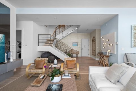 Снять в аренду кондоминиум в Майами-Бич, Флорида 4 спальни, 604.79м2, № 2029552 - фото 5