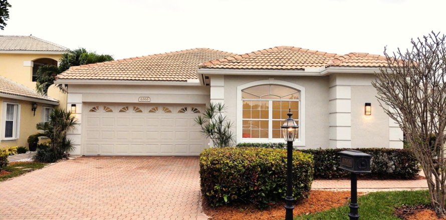 Casa en Boca Raton, Florida 3 dormitorios, 206.06 m2 № 996348