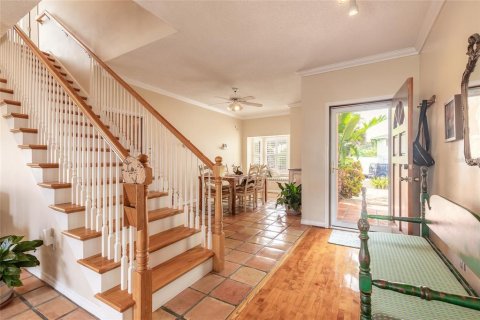 House in Ormond Beach, Florida 4 bedrooms, 261.71 sq.m. № 1810619 - photo 5