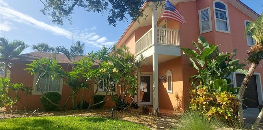Casa en Ormond Beach, Florida 4 dormitorios, 261.71 m2 № 1810619