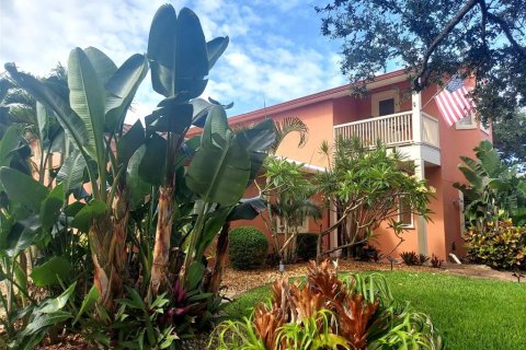 House in Ormond Beach, Florida 4 bedrooms, 261.71 sq.m. № 1810619 - photo 3