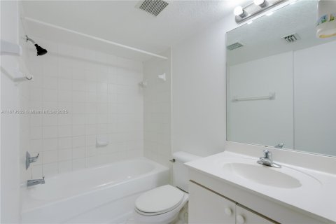 Condominio en venta en Homestead, Florida, 2 dormitorios, 76.37 m2 № 1921102 - foto 17