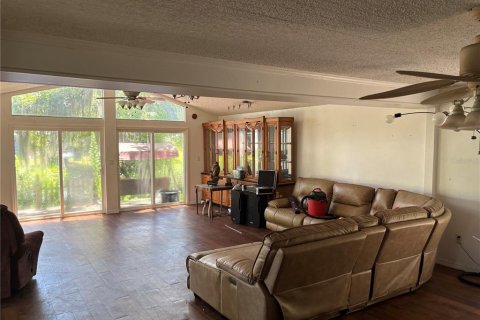 House in Lake Wales, Florida 2 bedrooms, 143.07 sq.m. № 1795907 - photo 11