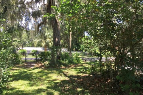 House in Lake Wales, Florida 2 bedrooms, 143.07 sq.m. № 1795907 - photo 2