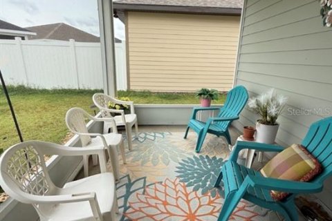 Villa ou maison à louer à Newberry, Floride: 2 chambres, 133.41 m2 № 2413734 - photo 2