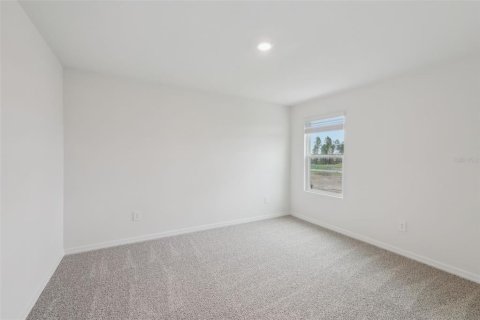 House in Zephyrhills, Florida 4 bedrooms, 201.41 sq.m. № 1508927 - photo 27