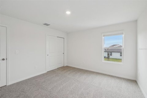 House in Zephyrhills, Florida 4 bedrooms, 201.41 sq.m. № 1508927 - photo 26