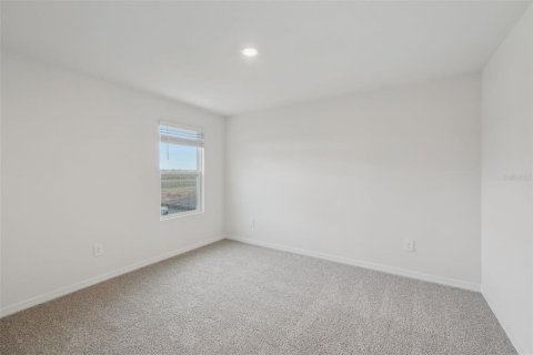 House in Zephyrhills, Florida 4 bedrooms, 201.41 sq.m. № 1508927 - photo 29