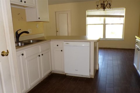 Casa en venta en North Port, Florida, 4 dormitorios, 196.02 m2 № 2377966 - foto 16