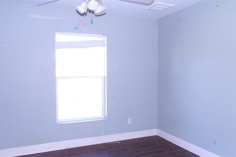 Casa en venta en North Port, Florida, 4 dormitorios, 196.02 m2 № 2377966 - foto 11