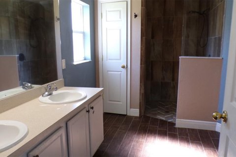 Casa en venta en North Port, Florida, 4 dormitorios, 196.02 m2 № 2377966 - foto 3