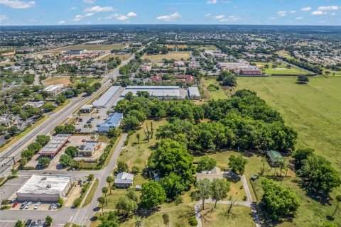 Commercial property in Oxford, Florida 87.89 sq.m. № 411821 - photo 16
