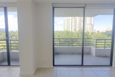 Купить кондоминиум в Авентура, Флорида 2 спальни, 118.08м2, № 2040566 - фото 7