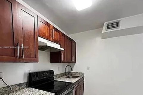 Commercial property in Fort Lauderdale, Florida 168.15 sq.m. № 1807157 - photo 3