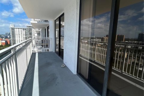 Copropriété à vendre à Sunny Isles Beach, Floride: 3 chambres, 151.24 m2 № 2069672 - photo 9
