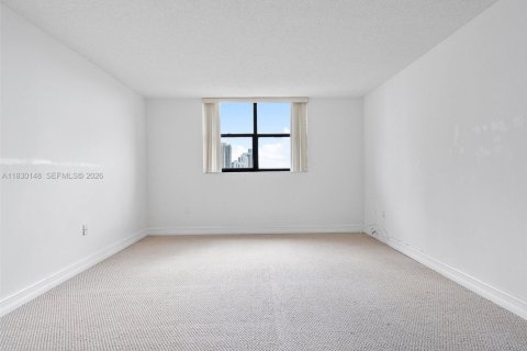 Copropriété à vendre à Sunny Isles Beach, Floride: 3 chambres, 151.24 m2 № 2069672 - photo 20