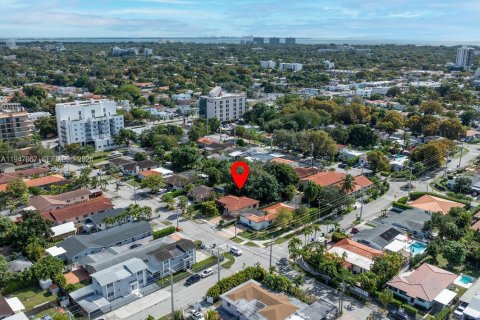 Casa en venta en Miami, Florida, 3 dormitorios, 110.27 m2 № 2057311 - foto 17