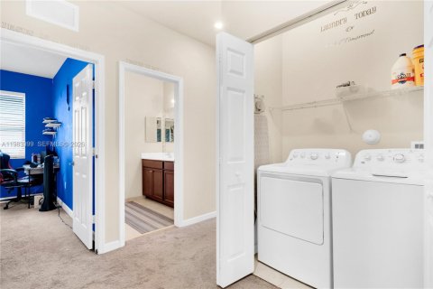 Casa en venta en Homestead, Florida, 4 dormitorios, 257.99 m2 № 2154469 - foto 28
