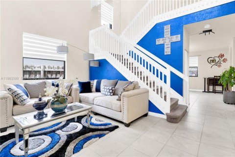Casa en venta en Homestead, Florida, 4 dormitorios, 257.99 m2 № 2154469 - foto 6