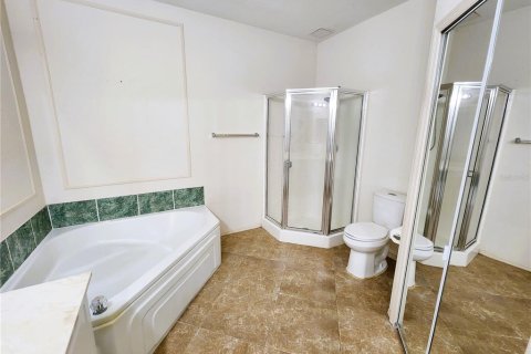 Condo in Clearwater, Florida, 2 bedrooms  № 2234581 - photo 22