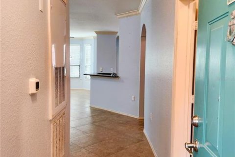 Condo in Clearwater, Florida, 2 bedrooms  № 2234581 - photo 4