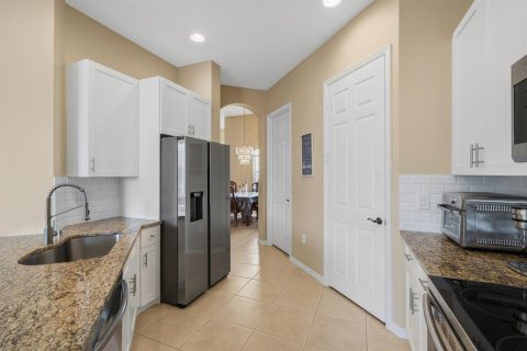 Casa en venta en Port St. Lucie, Florida, 3 dormitorios, 213.49 m2 № 2399907 - foto 13
