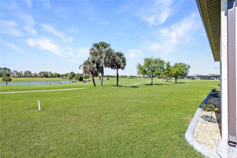 Villa ou maison à vendre à Ocala, Floride: 2 chambres, 196.02 m2 № 2139660 - photo 5